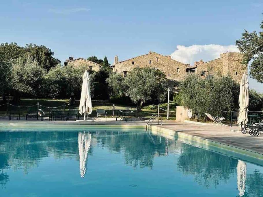 Medieval Tower In Umbria With Swimming Pool Montelagello Exteriér fotografie