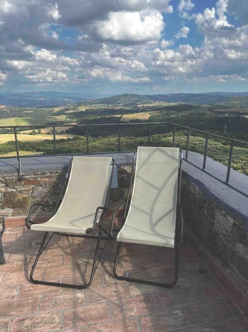 Medieval Tower In Umbria With Swimming Pool Montelagello Exteriér fotografie